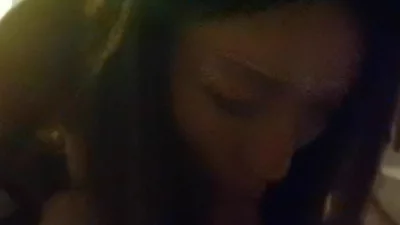 露脸口交骚母狗