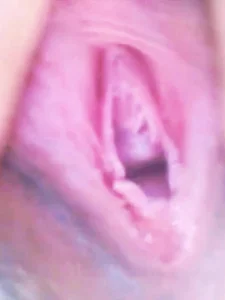 熟女虐逼，三根手指硬插逼洞